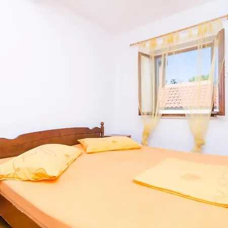 Vitorin - One-bedroom - Ground Floor * Sobra